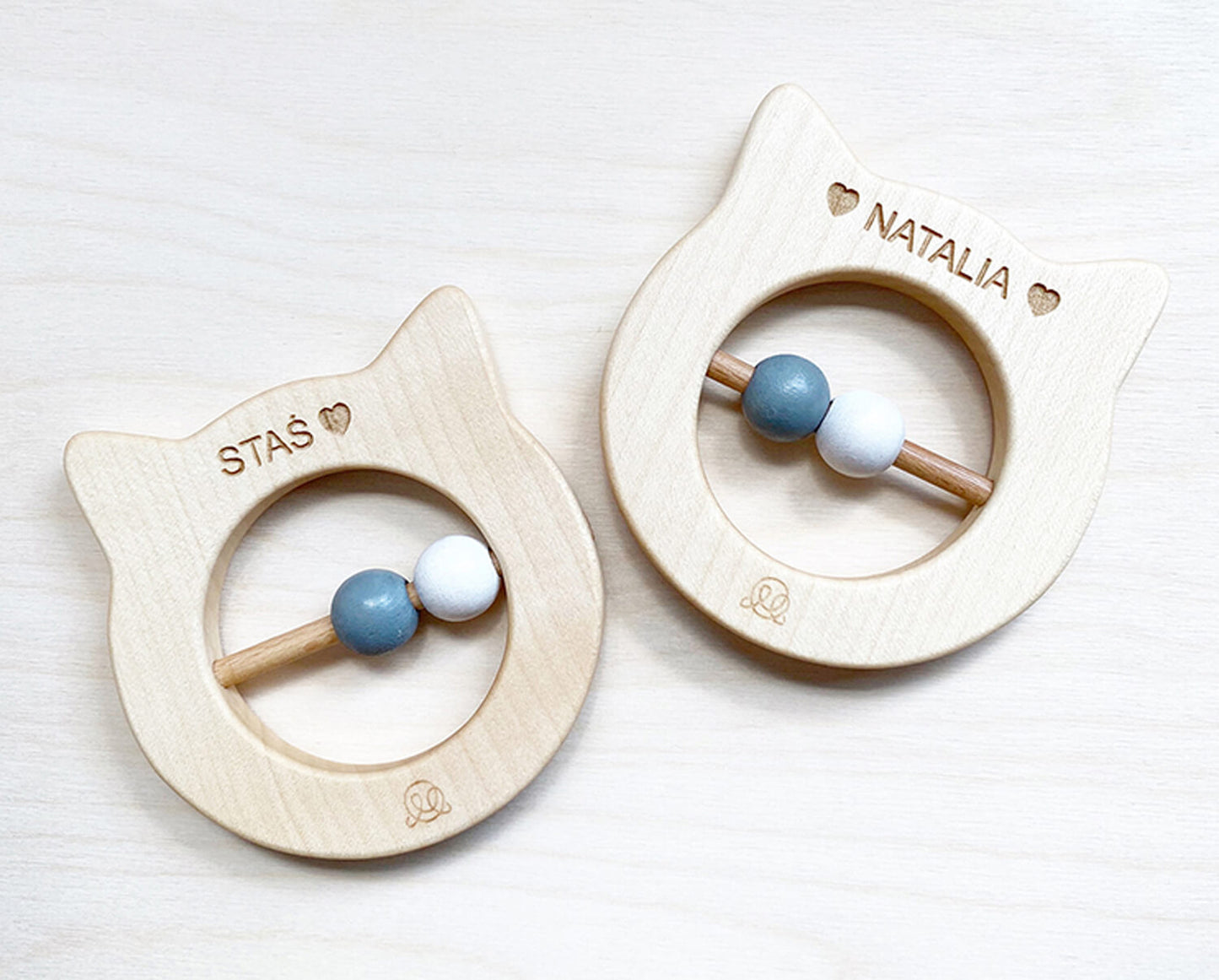 子猫のカミカミラトル