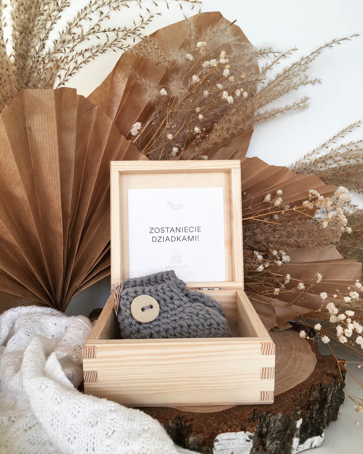 手編みのベビーブーティ